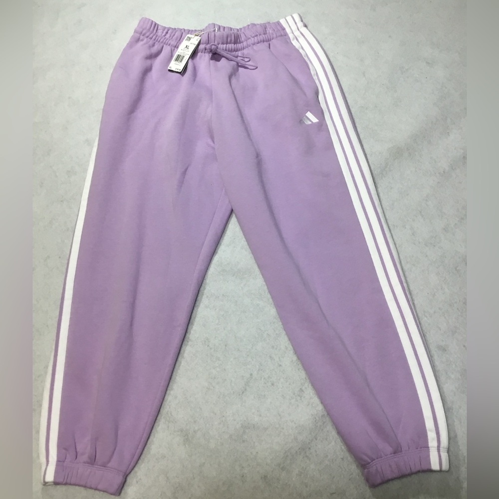 adidas Womenโs Lavender Joggers with White Side Stripes SZ XL